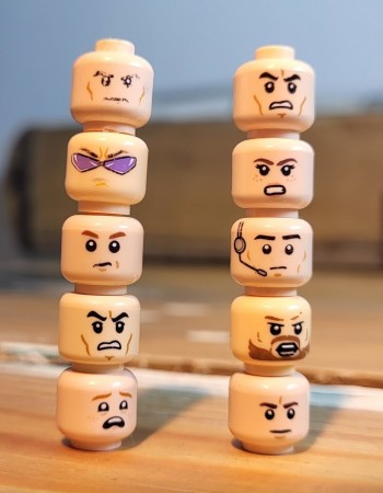 Lott med Minifigurhoder 10 stykk